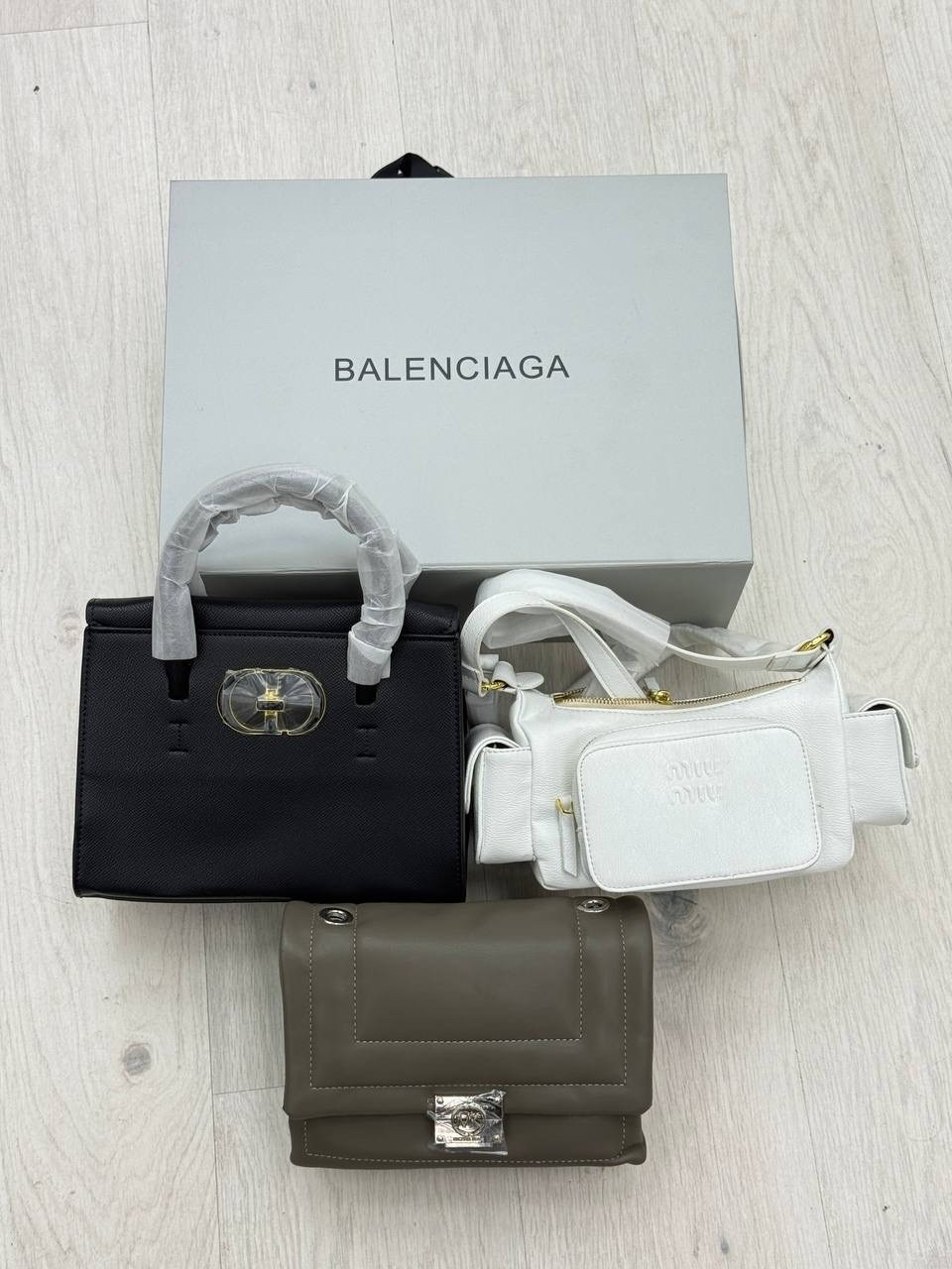 сумка balenciaga,balenciaga сумка на плечо,balenciaga сумка женская,balenciaga сумка кросс боди,сумки баленсиага
