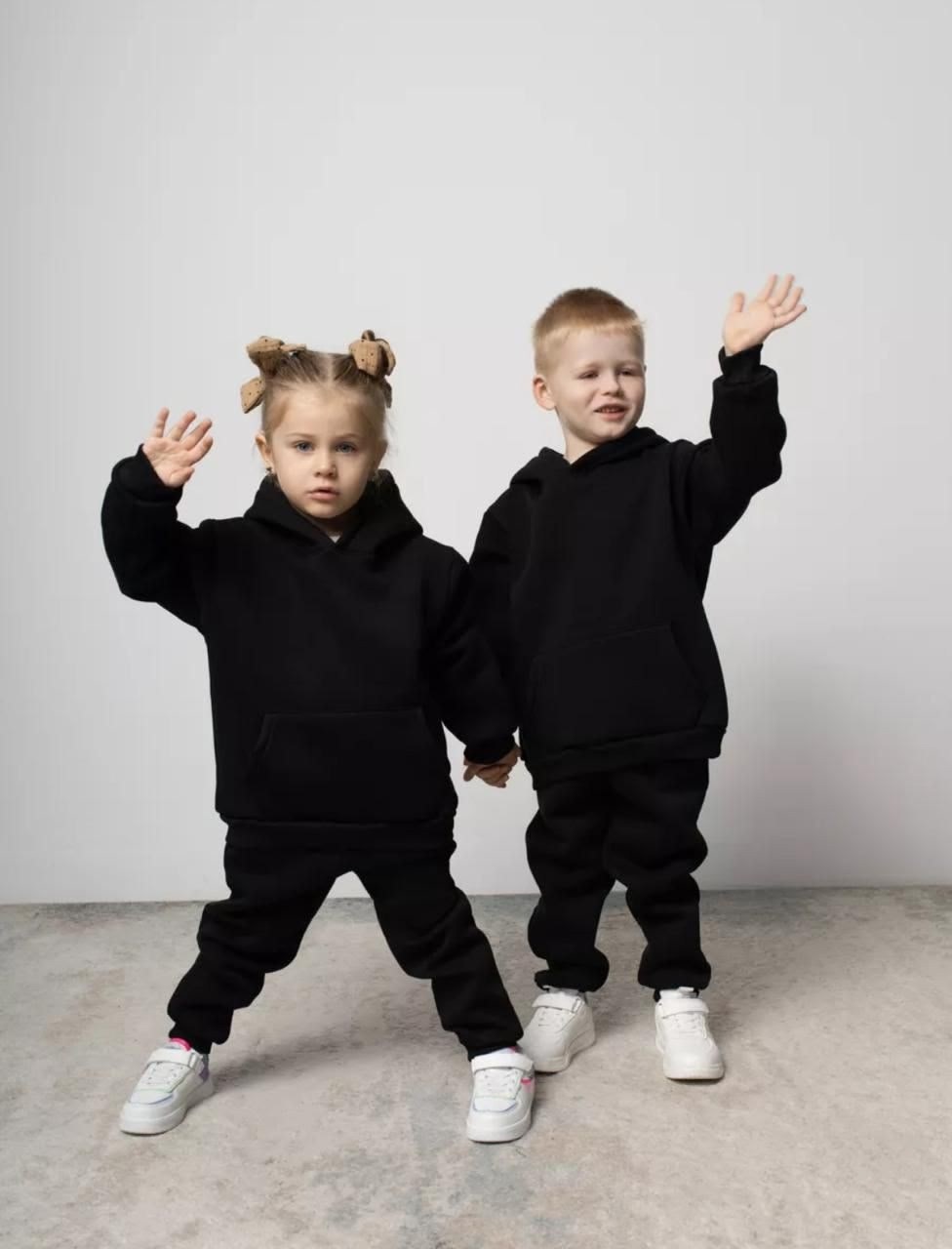 спортивный костюм для мальчика и девочки,спортивная одежда костюм для мальчика,детские спортивные костюмы,спортивная одежда для мальчиков,спортивный костюм детский