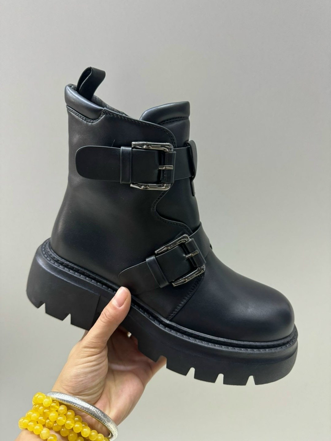 ,женские ботинки,ботинки женские на платформе, женская,ботинка