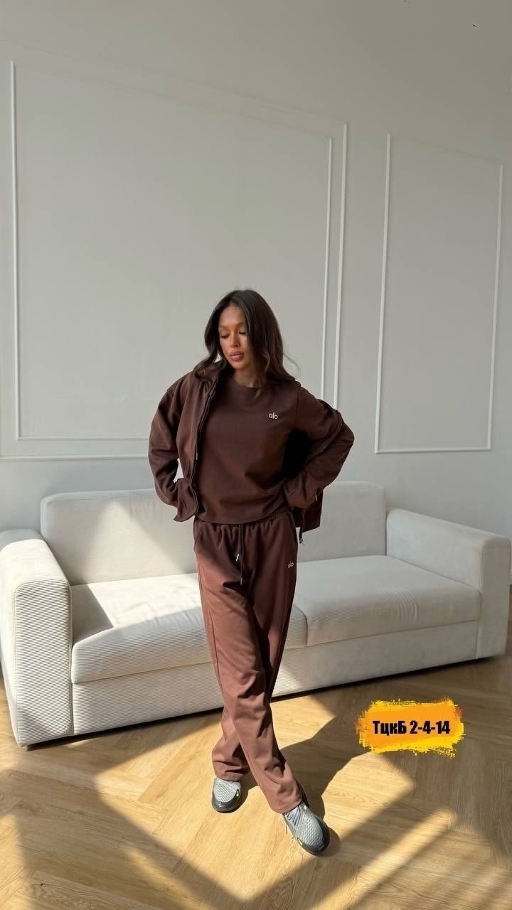 костюмы спортивные женские,костюмы двойки,стильные костюмы,спортивные костюмы двойка,спортивные костюмы