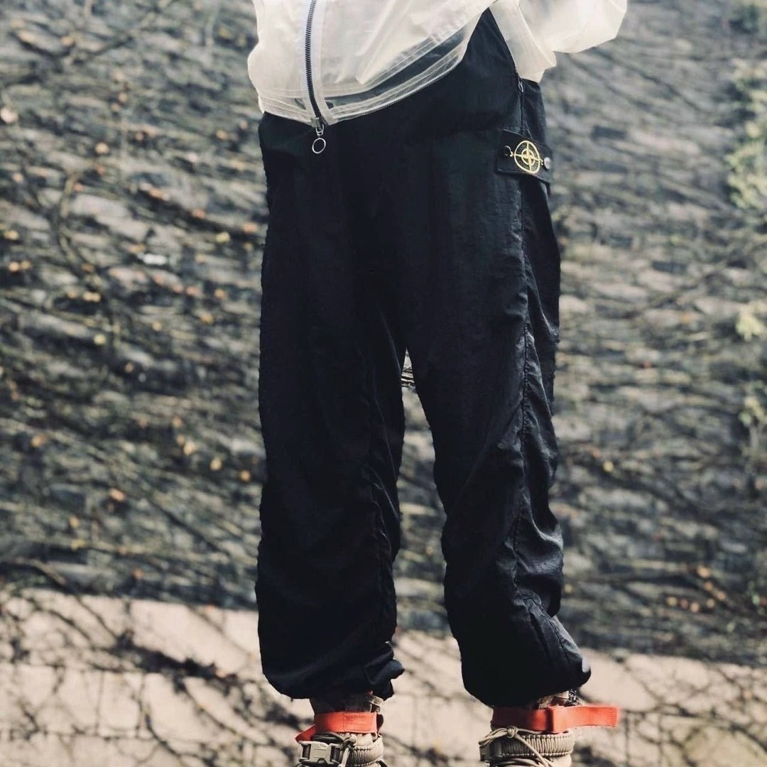 спортивные штаны stone island,штаны stone island,джоггеры stone island,штаны стон айленд,брюки спортивные stone island