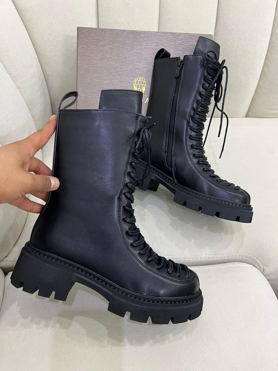 ,ботинки на шнуровке женские,лакированные берцы,ботинки берцы женские,ботинки женские