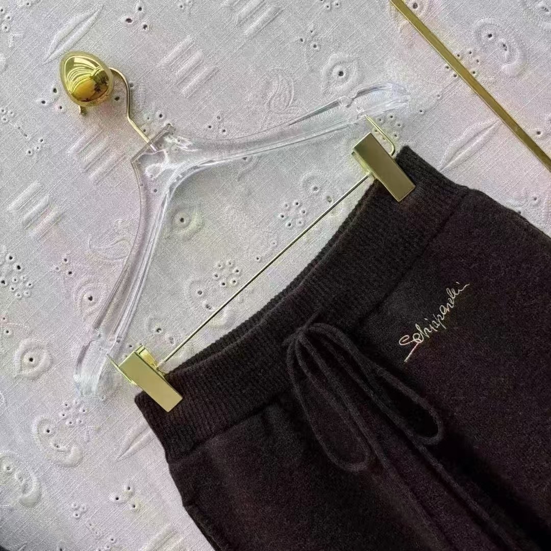 модные костюмы,трикотажные костюмы,костюм фенди,костюм кашемир,спортивные костюм