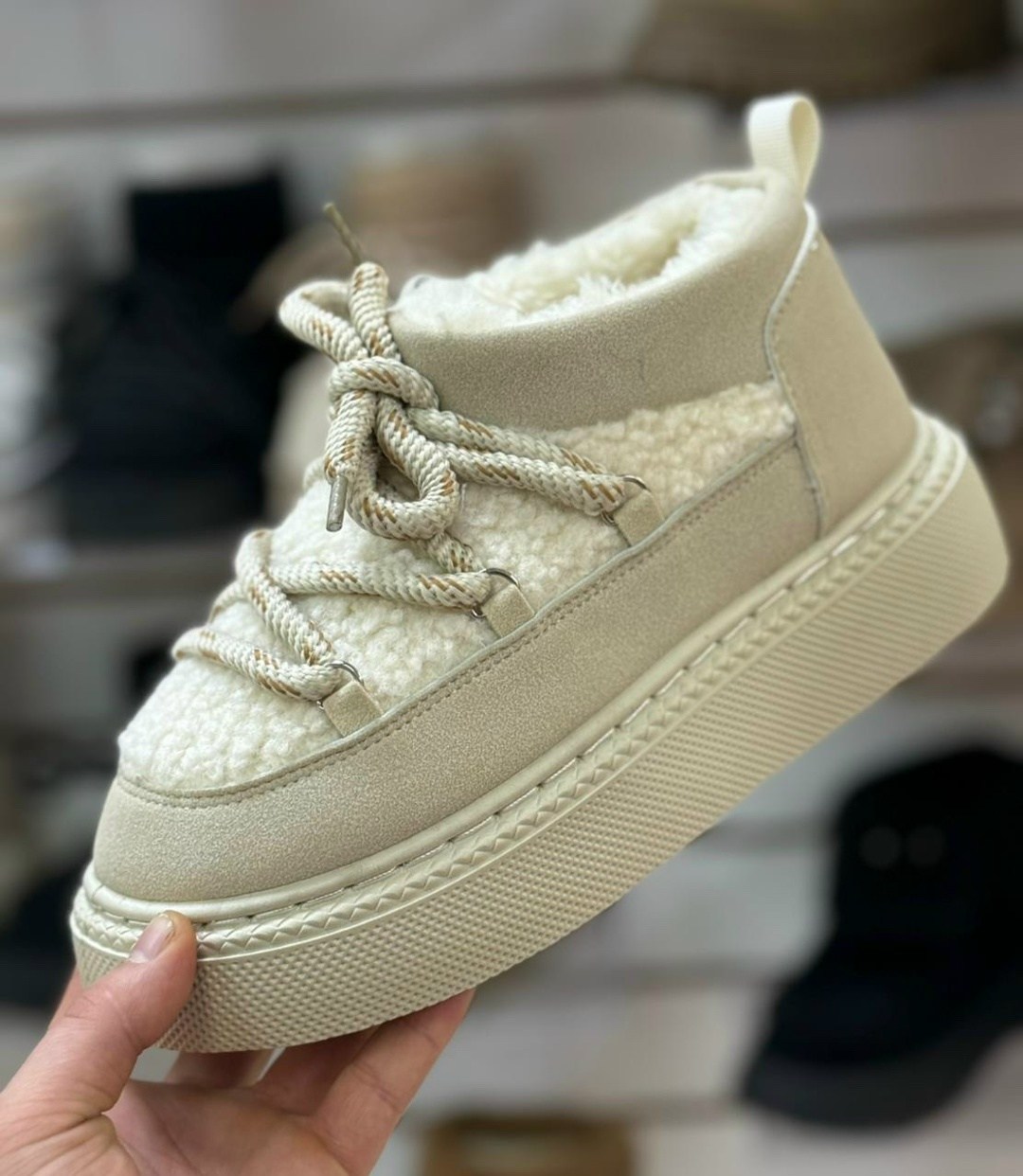 ,угги женские,зимняя женская ,женские угги зимние,луноходы женские