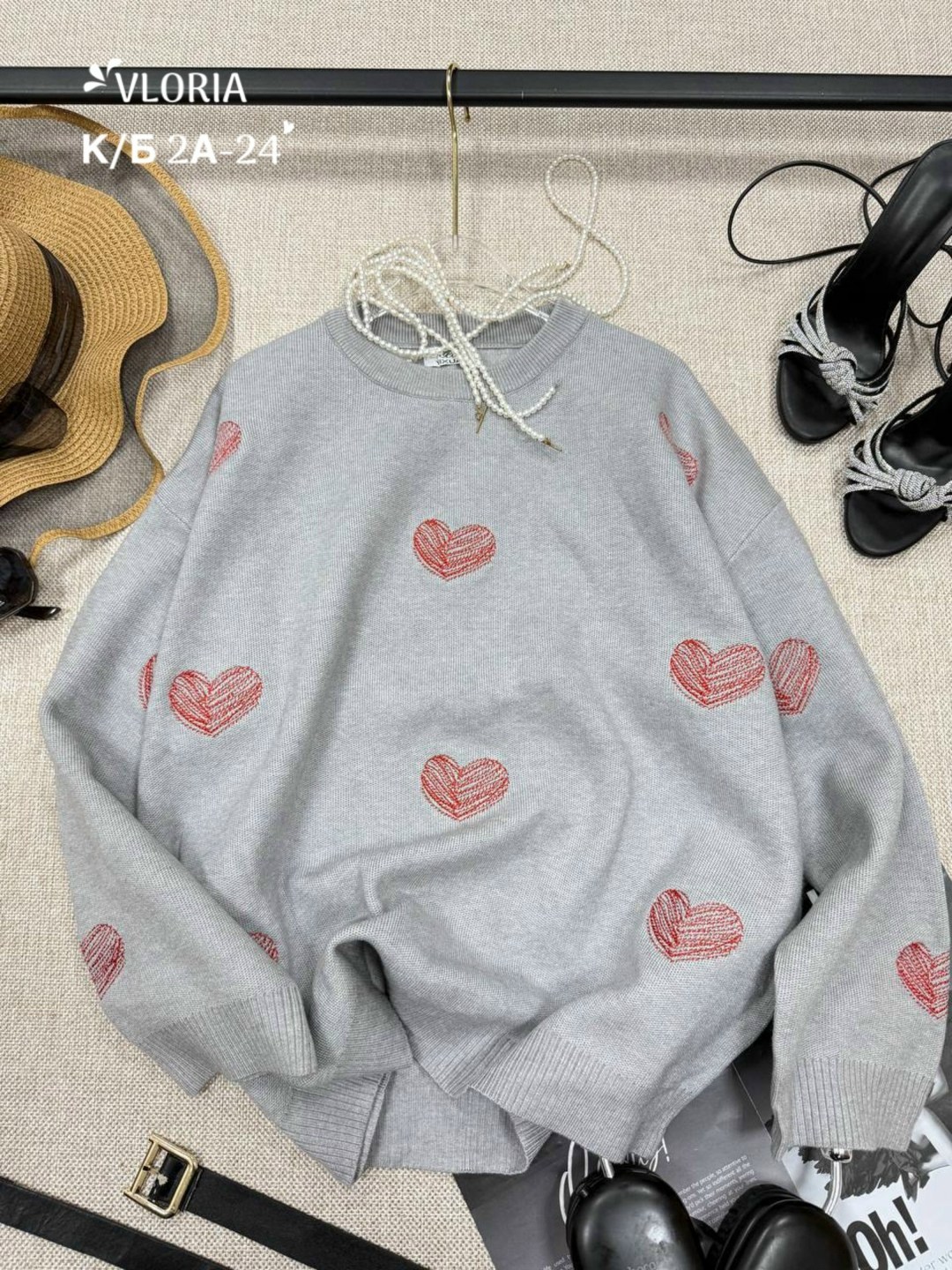 свитер оверсайз с сердцами,свитер оверсайз с сердечками,свитер оверсайз с сердечками удлиненный,свитер длинный оверсайз с сердечками,свитер женский оверсайз с сердечками
