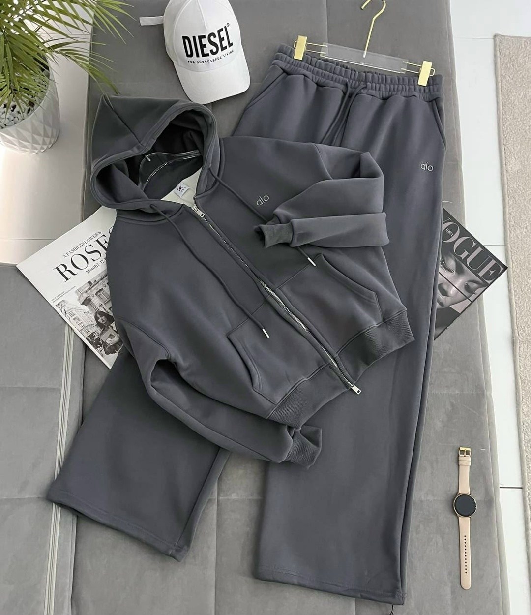 спортивные костюмы женские,костюм на флисе,спортивные костюм,стильные костюмы,женский костюм на флисе