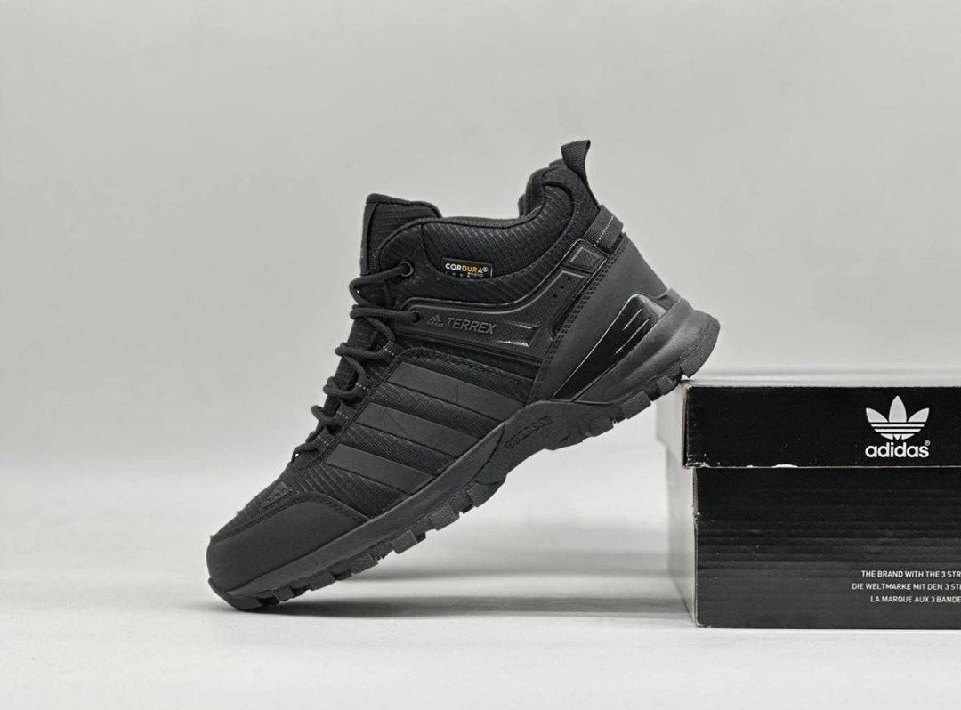 зимние кроссовки adidas,кроссовки adidas terrex зимние,кроссовки зимние мужские adidas,кроссовки мужские adidas,кроссовки adidas climaproof