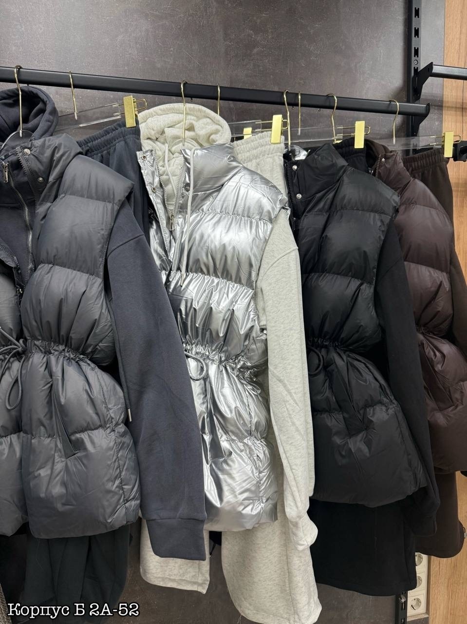 жилетка пуховик,пуховой жилет,теплый жилет,жилет,жилетка женская