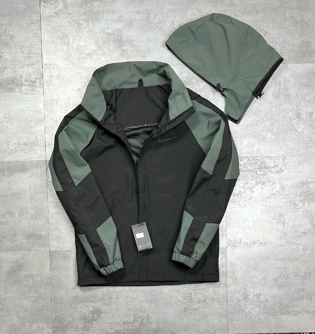 ветровка nike,куртка мужская nike,зимняя куртка nike,легкая куртка,демисезонная куртка спортивная