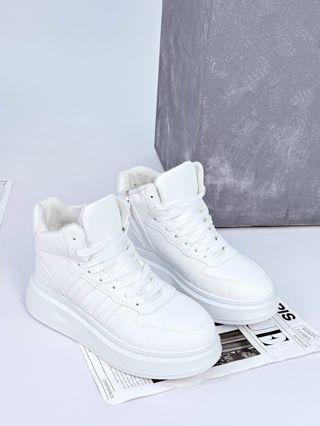 ,высокие белые кроссовки женские прада,кроссовки женскиe,кроссовки высокие женские,кроссовки белые женские