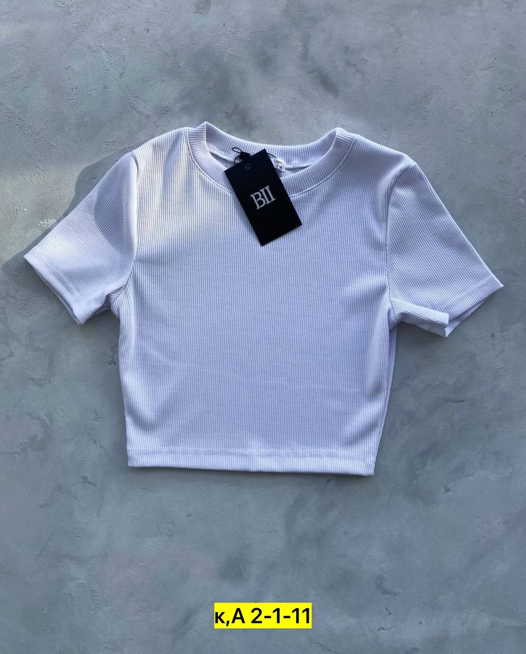 кроп топ,,укороченные топы,топик,укороченная футболка