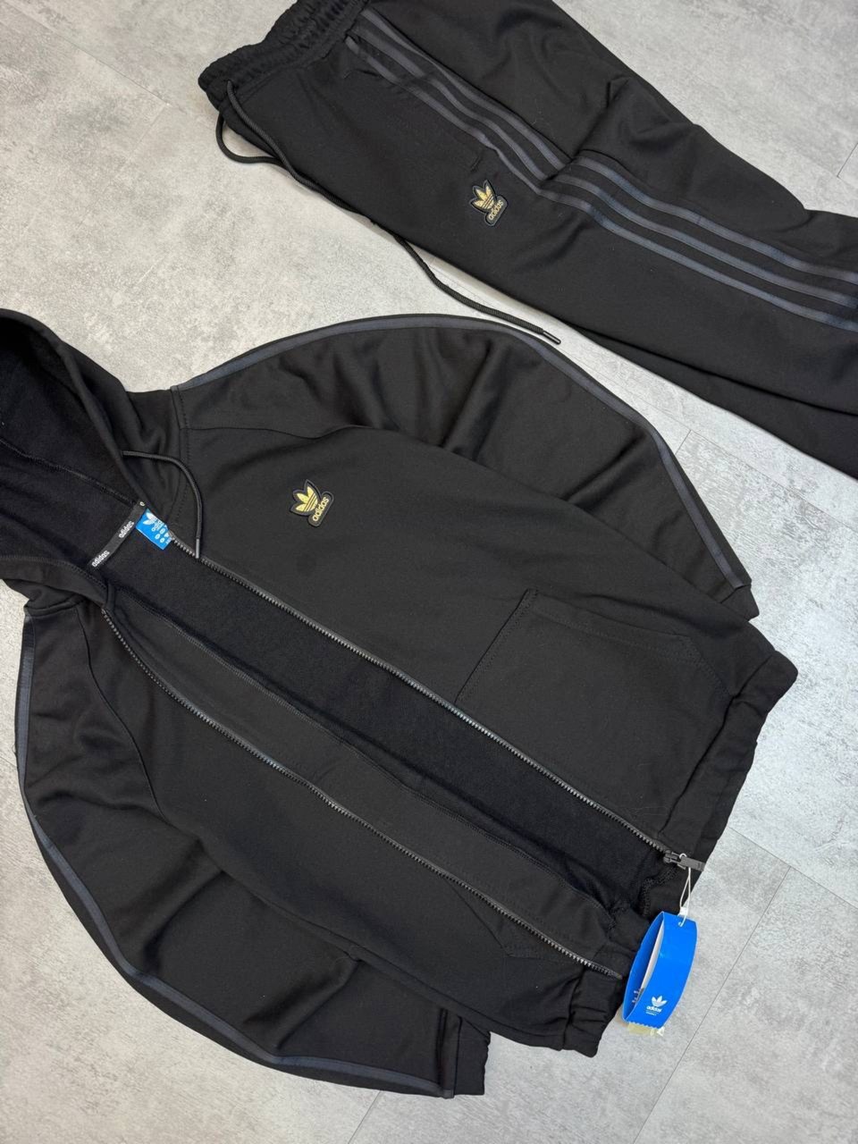 спортивный костюм мужской adidas,спортивный костюм adidas,спортивный костюм для мужчин,спортивные костюм,костюмы адидас