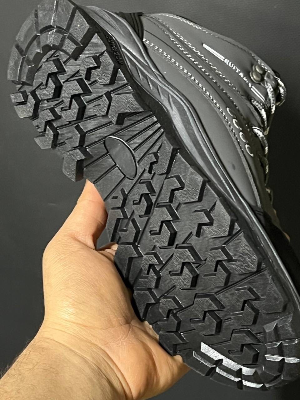 мужские зимние ботинки,ботинки зимние мужские еко,мужские кроссовки зимние,зимние ботинки,зимние кроссовки экко