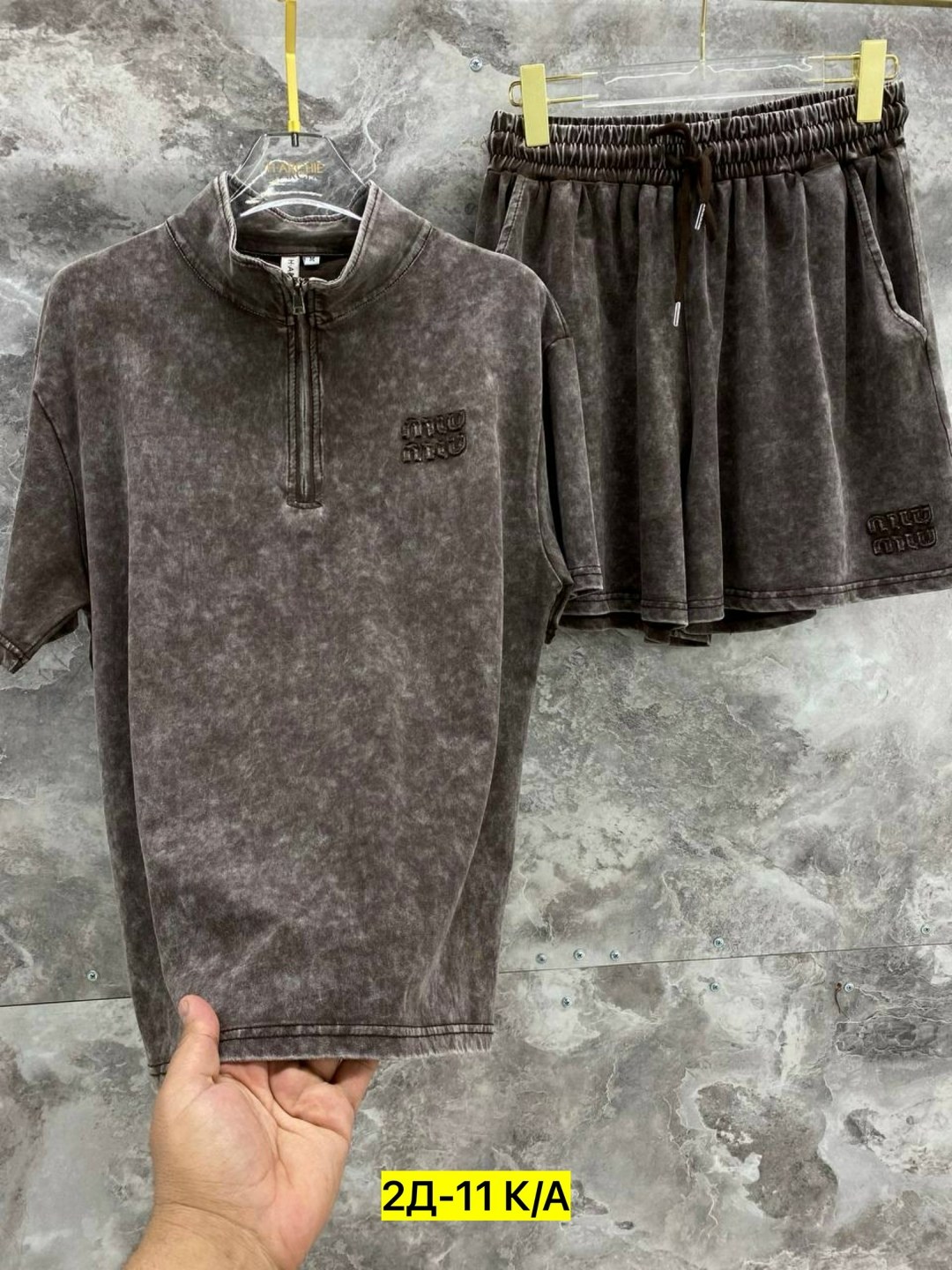 велюровый спортивная костюм,костюм женский велюровый,костюм велюровый,женский костюм с шортами