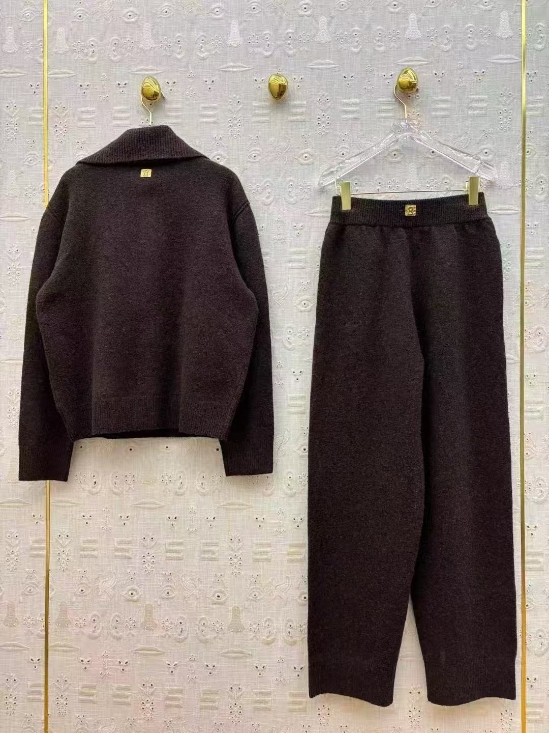 модные костюмы,трикотажные костюмы,костюм фенди,костюм кашемир,спортивные костюм