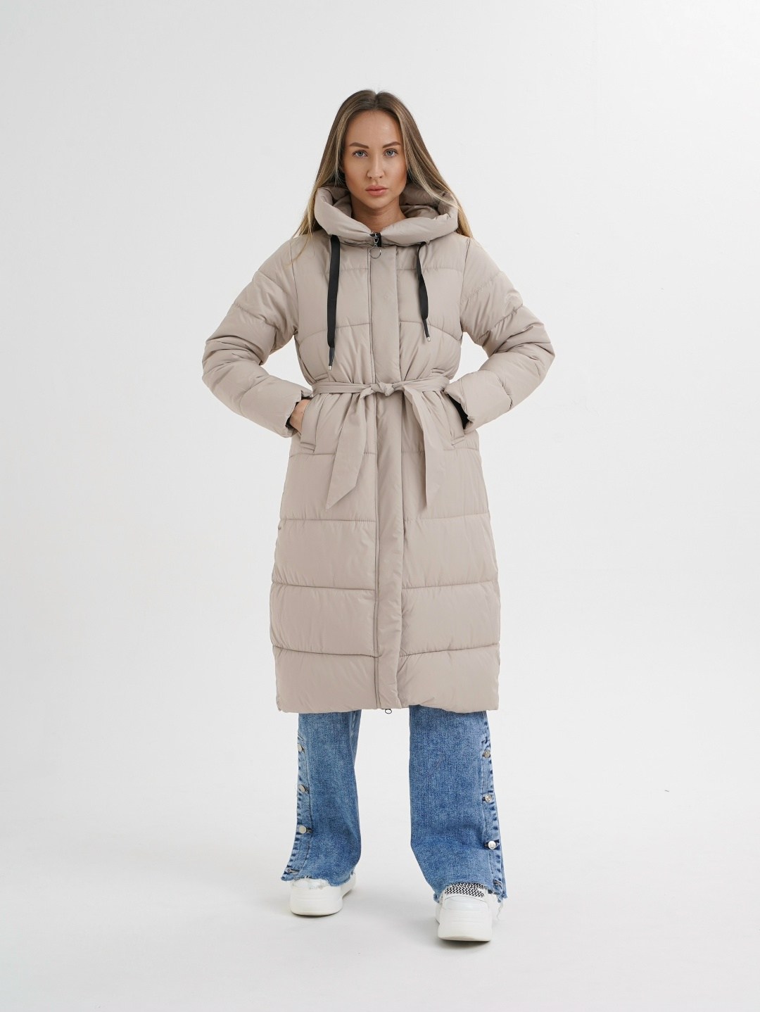 демисезонная куртка,пуховик демисезонный,бежевый пуховик,пуховик удлиненный женский,куртка женская длинная с капюшоном