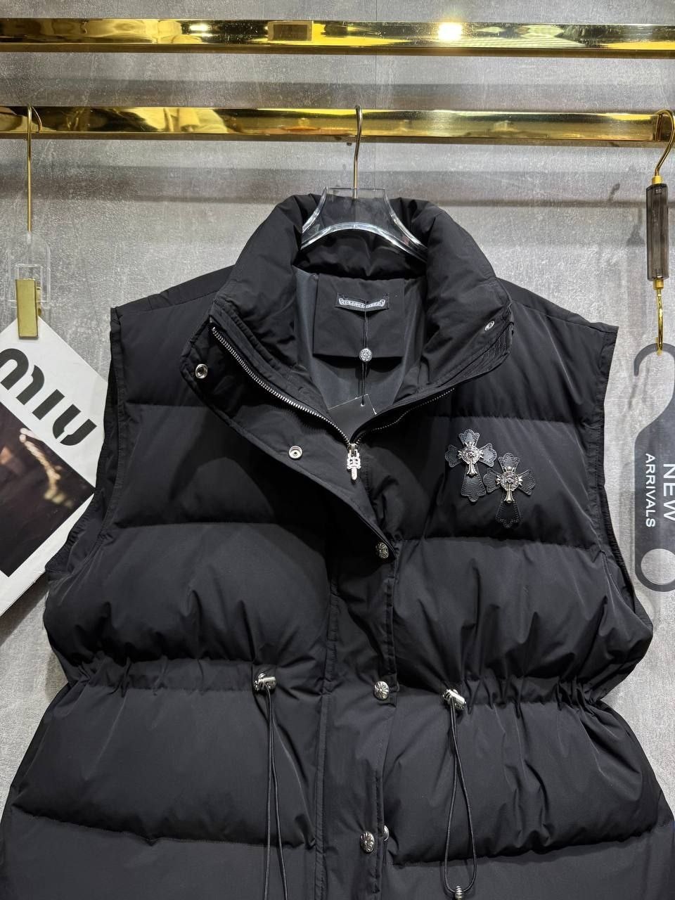 жилет,жилетка,теплый жилет,жилет пуховый moncler,жилет классический