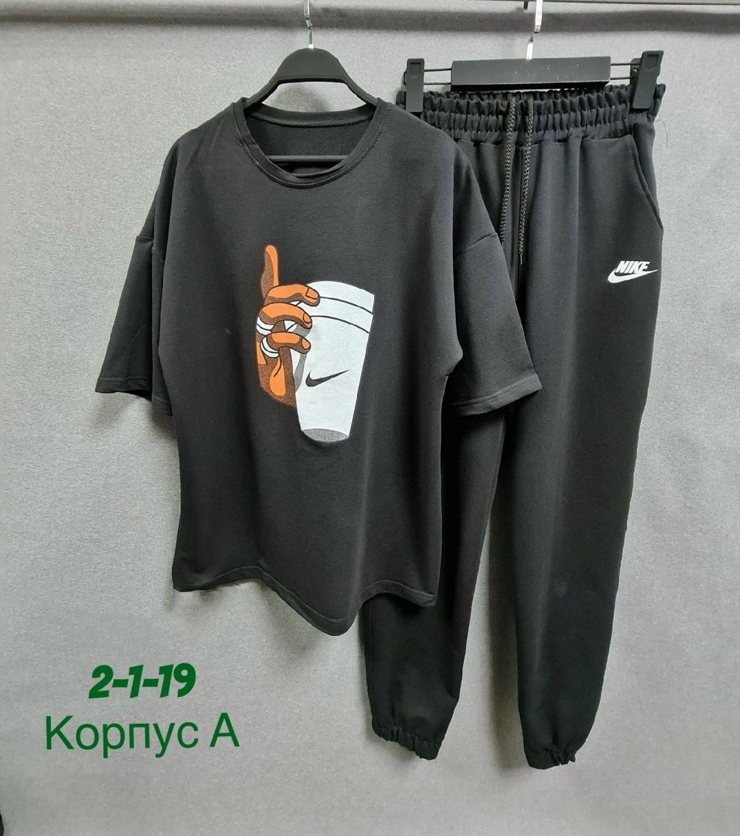 спортивный костюм для мужчин,cпортивный костюм с футболкой,мужские спортивные костюмы,мужская мода,костюмы для мужчин