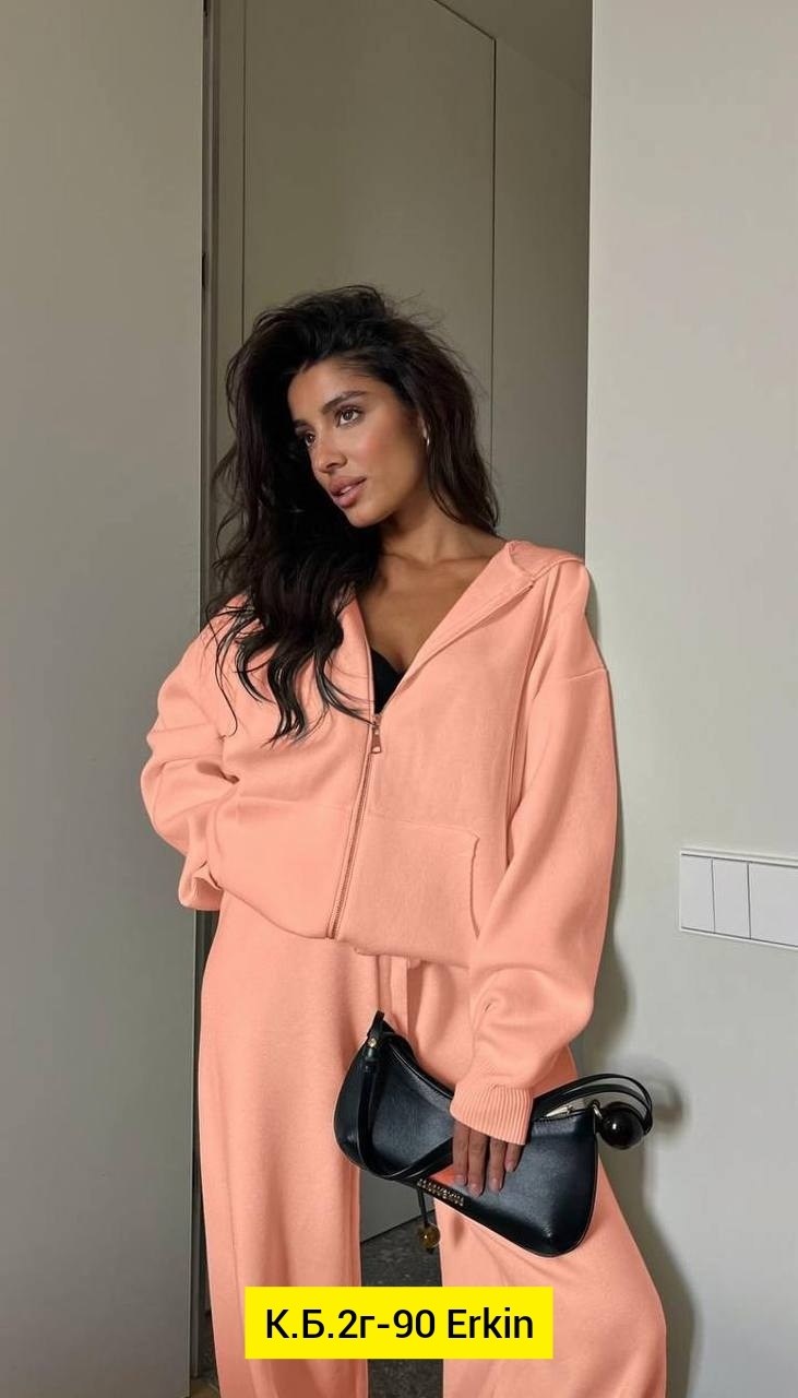 костюмы комплекты,костюм женский на флисе,cпортивный костюм женский на флисе,cпортивный костюм оверсайз,спортивные костюмы