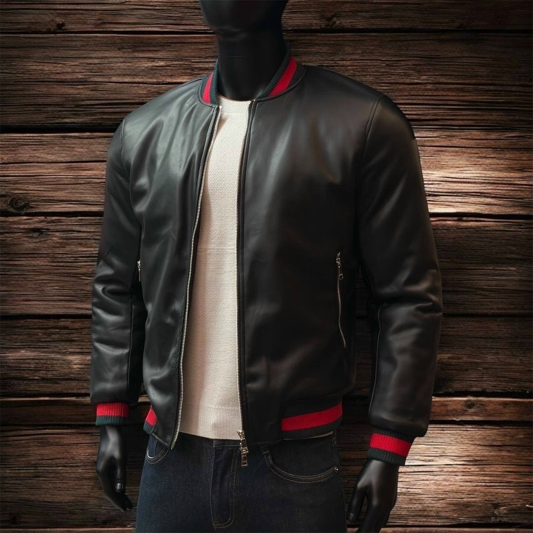 кожаная куртка,кожаная куртка мужская,кожаная куртка бомбер,куртка бомбер,куртка бомбер филипп плейн