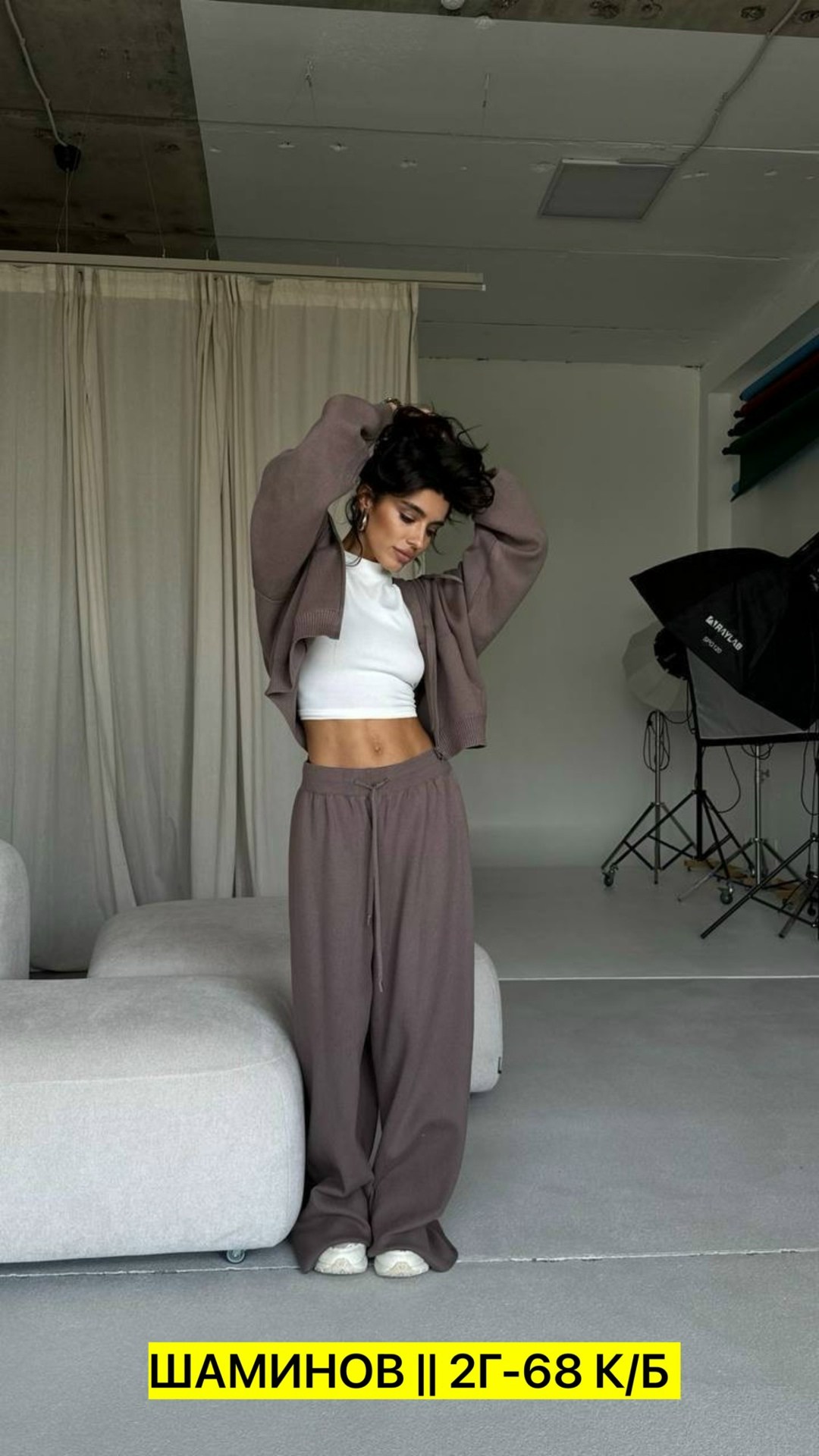 стильные костюмы,стильный трикотажный костюм,костюм белый,костюм женский на флисе,женские костюмы