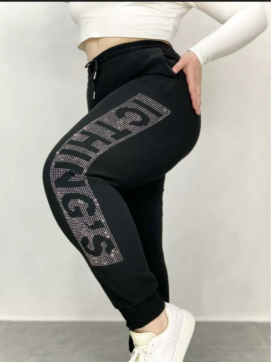 спортивные штаны со стразами,брюки спортивные женская,женские спортивные штаны,спортивные штаны,джоггеры со стразами