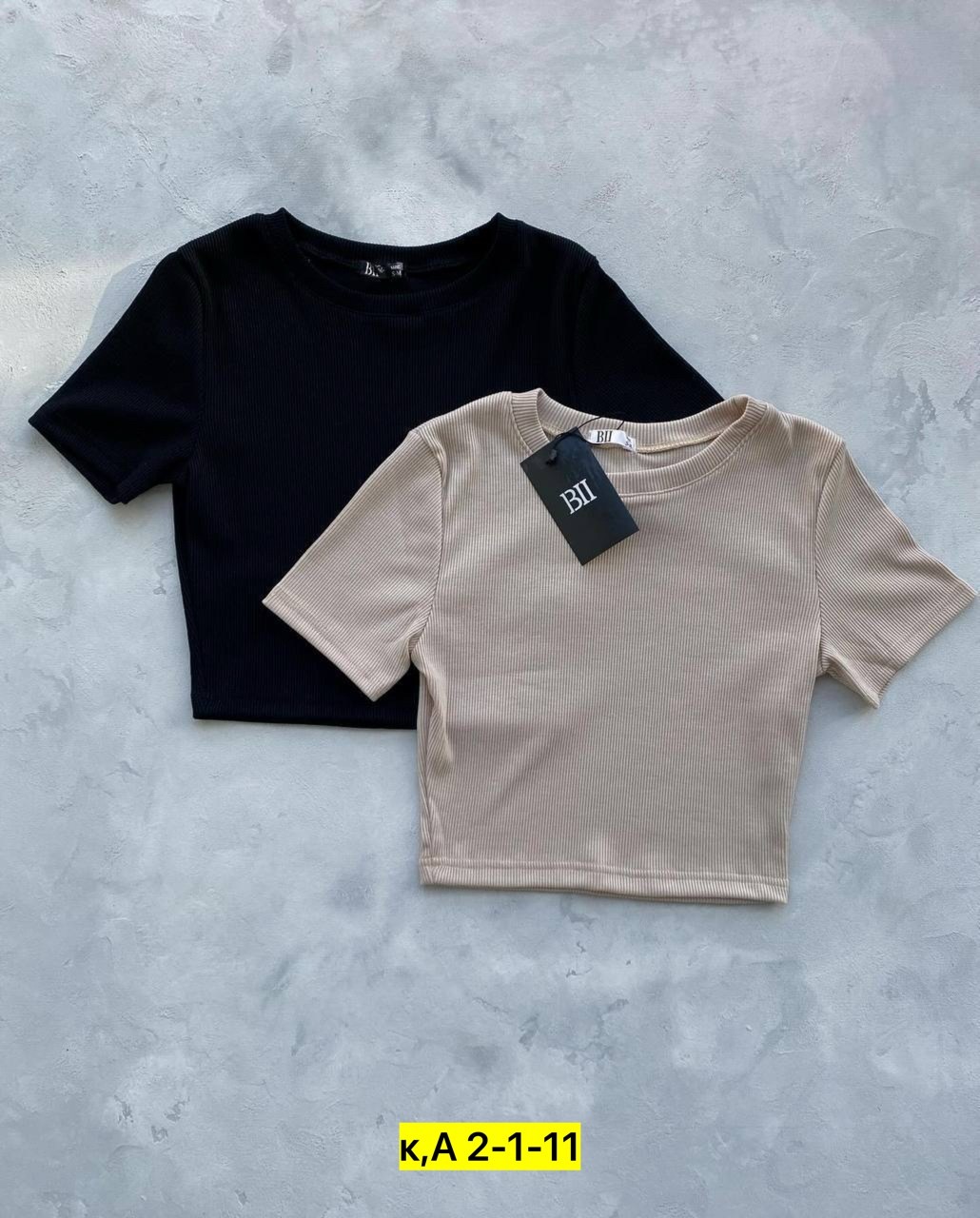 кроп топ,,укороченные топы,топик,укороченная футболка