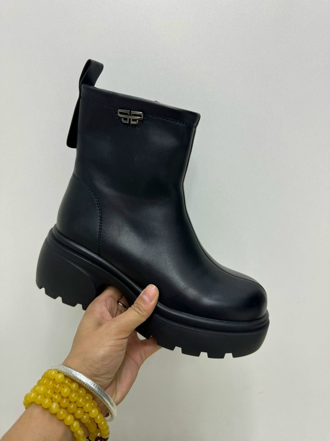 ,женские ботинки,ботинки женские на платформе, женская,ботинка