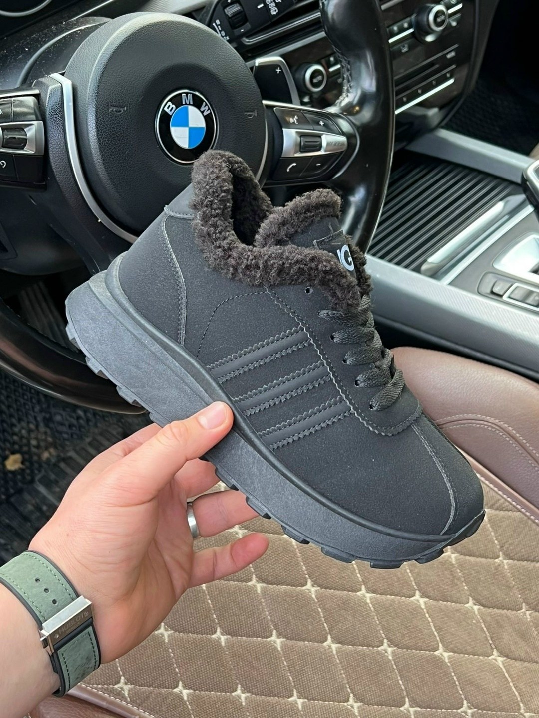 зимние кроссовки adidas,кроссовки adidas зимние высокие с мехом adidas,кроссовки adidas мужские,замшевые кроссовки adidas зимние высокие с мехом,кроссовки зимние адидас