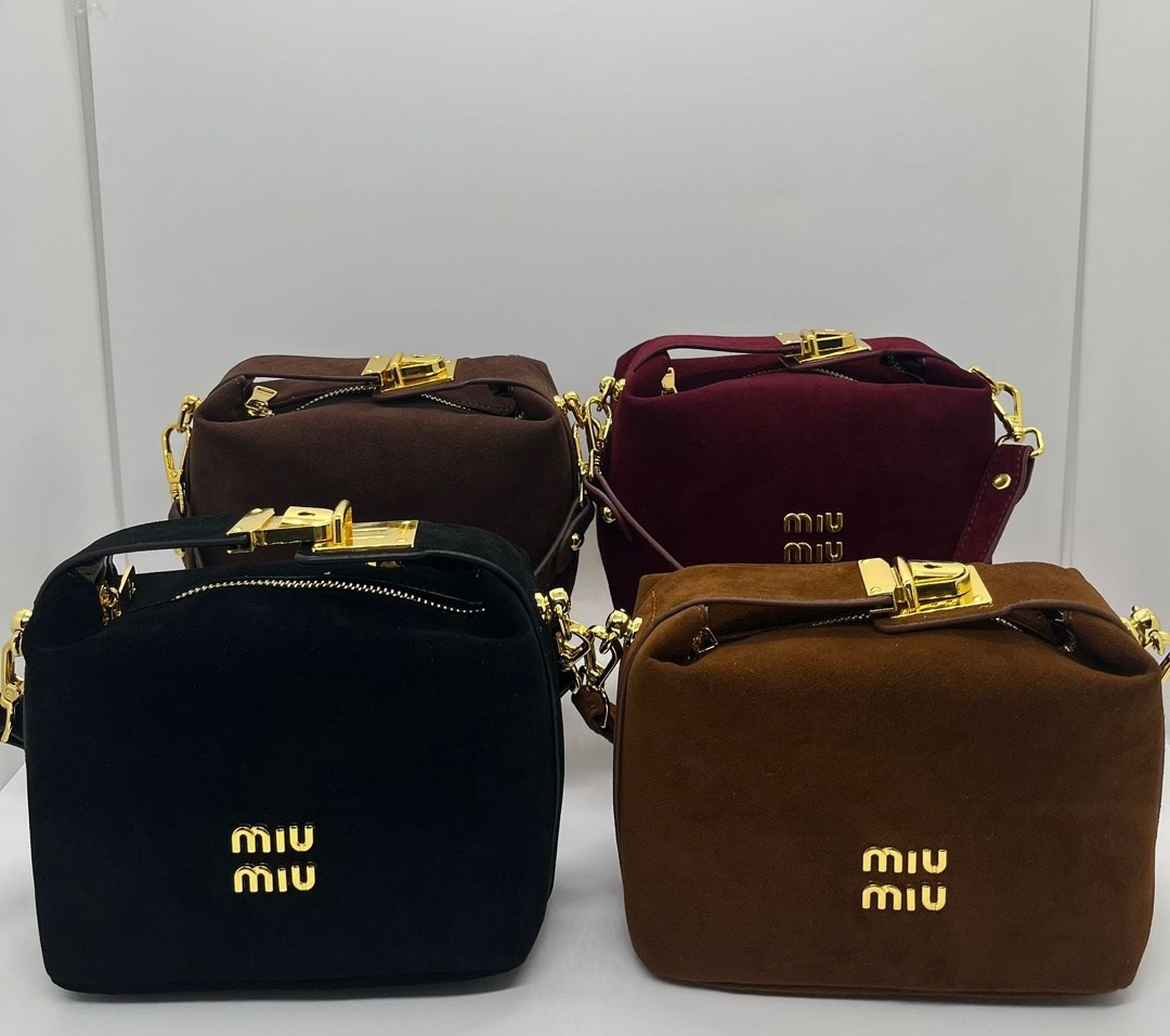 сумка женская miu miu,сумка miu miu,miu miu сумка на плечо,замшевая сумка,женская сумка