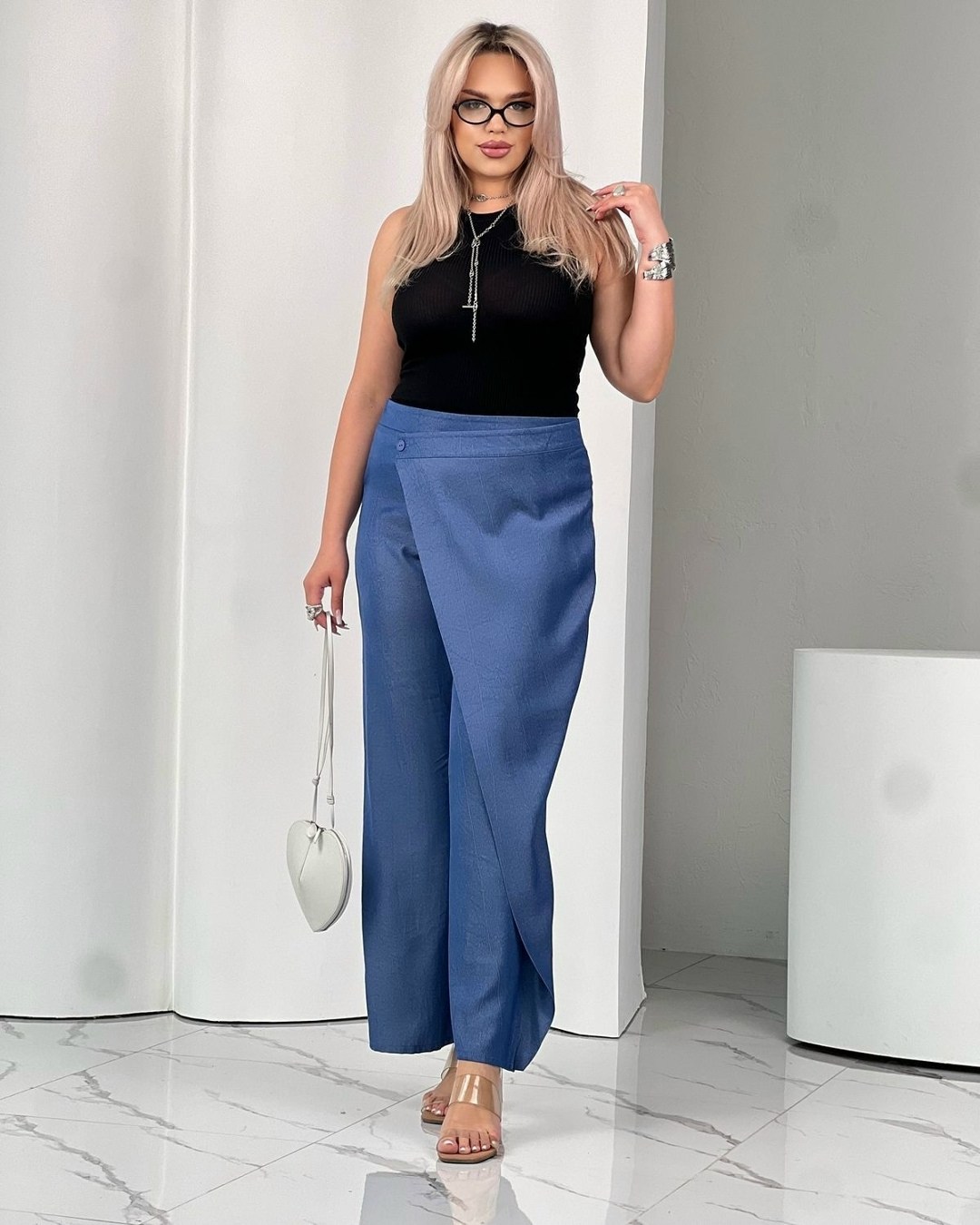 брюки новинки,брюки свободного кроя,женские широкие брюки,одежда брюки,брюки серые