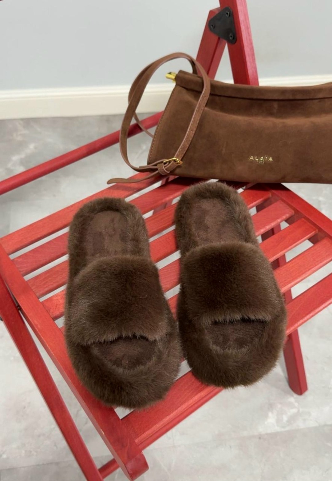 тапочки модные,женские домашние тапочки,меховые тапочки,домашние тапочки пушистые,женские тапочки