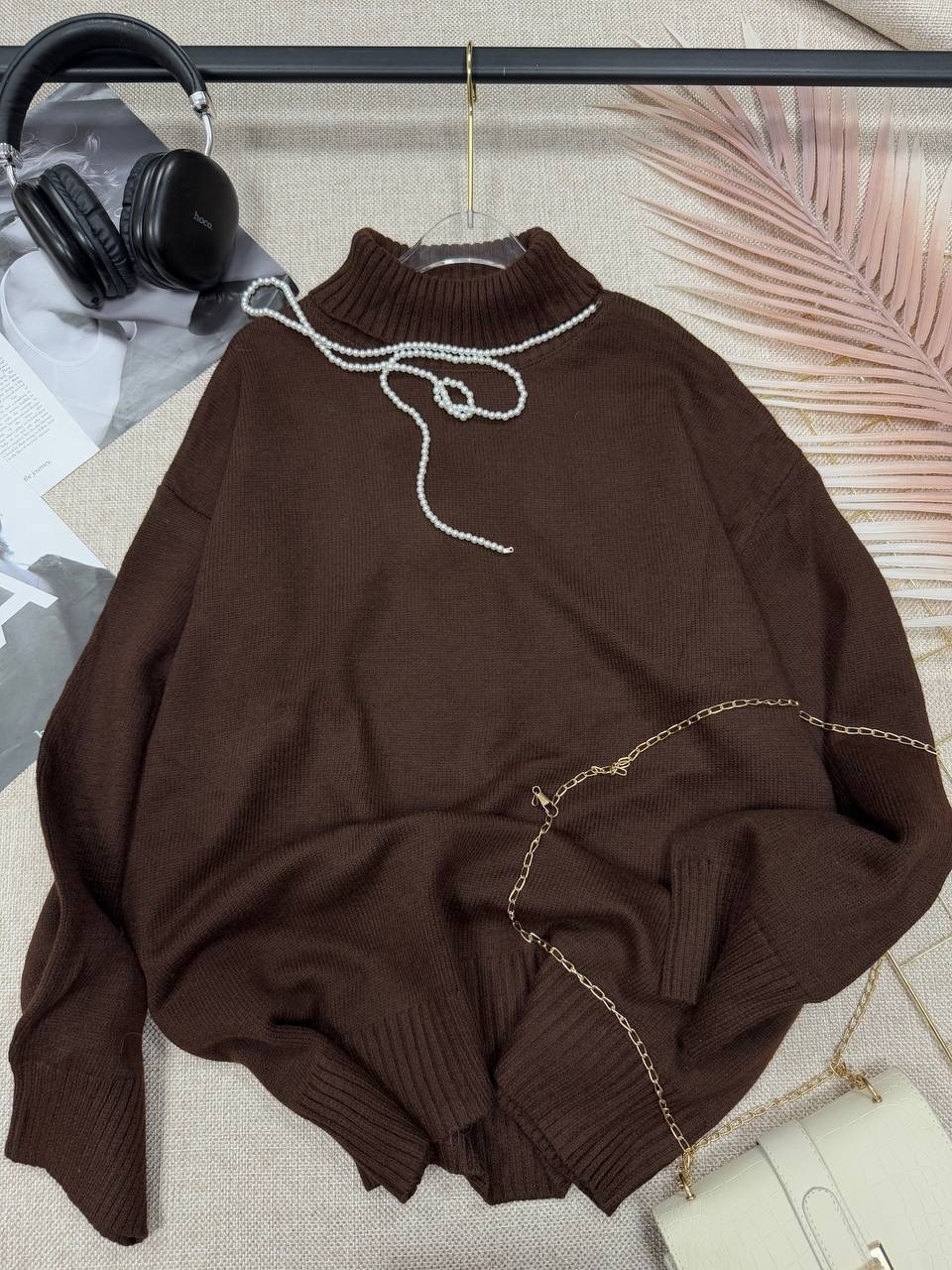 свитер,вязаные свитера,свитер с высоким воротом,женский свитер оверсайз,коричневый свитер