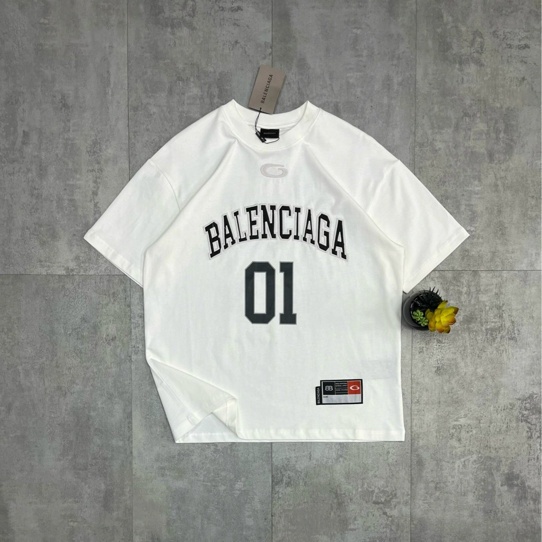 balenciaga balenciaga,balenciaga одежда,куртка balenciaga,balenciaga black