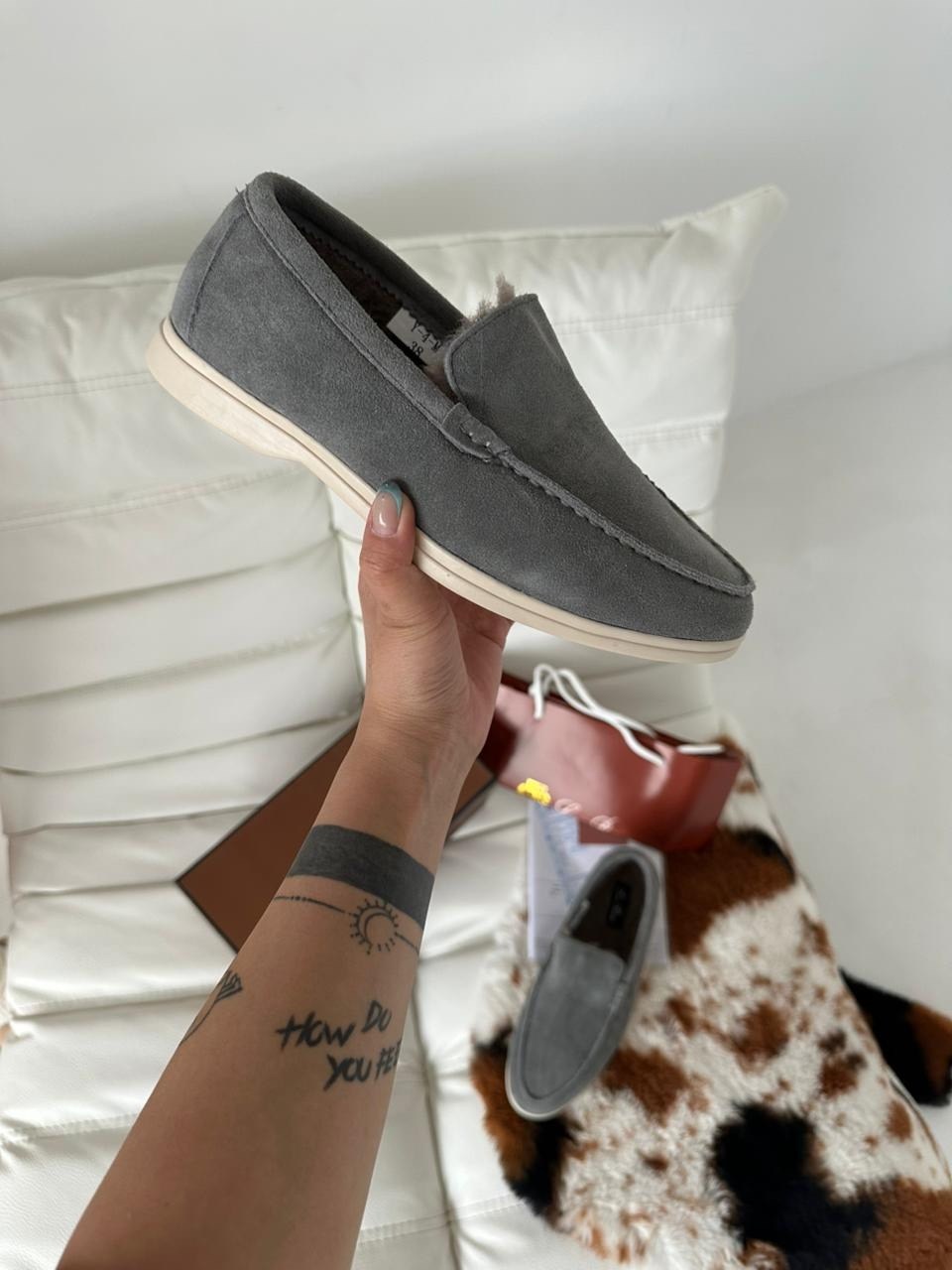 лоферы из натуральной замши loro piana,лоферы loro piana мужские,loro piana лоферы,лоферы замшевые loro piana,