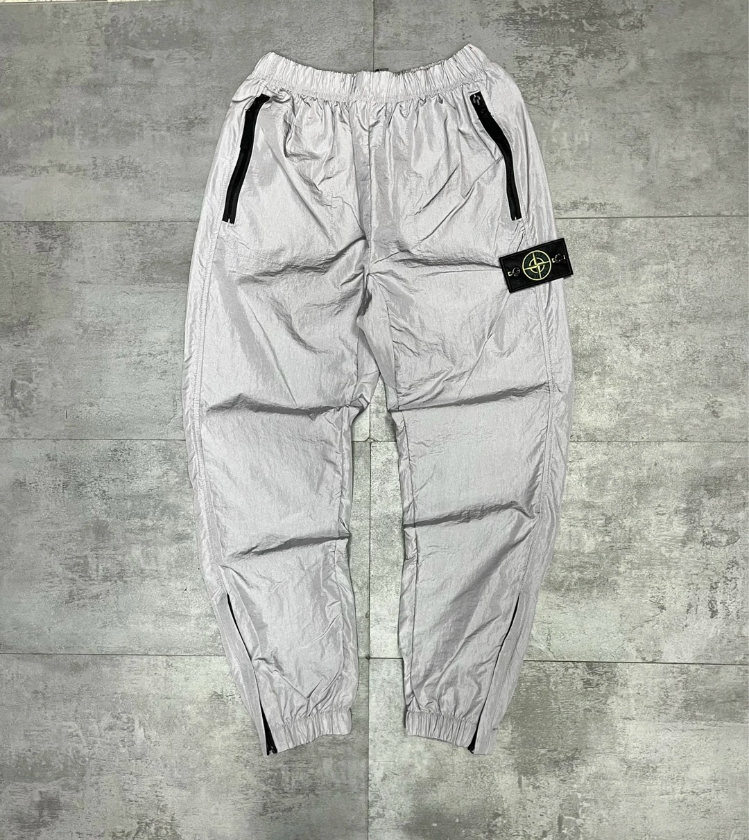 спортивные штаны stone island,штаны stone island,джоггеры stone island,штаны стон айленд,брюки спортивные stone island