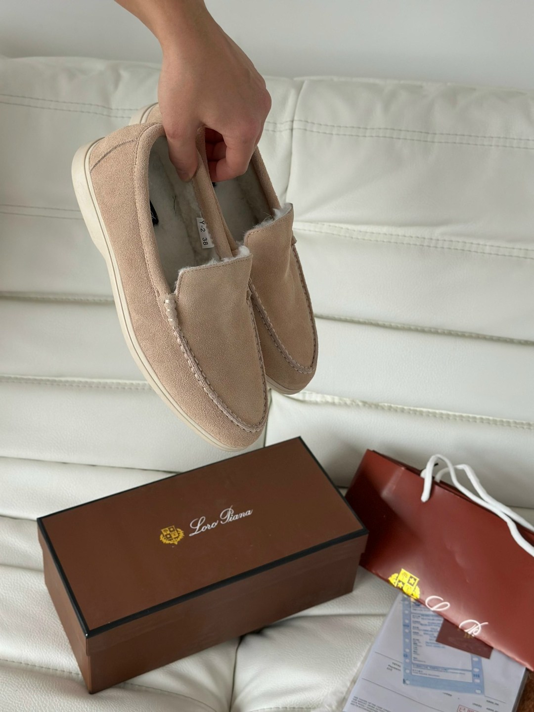 лоферы из натуральной замши loro piana,,лоферы loro piana женские,лоферы из натуральной замши,loro piana лоферы