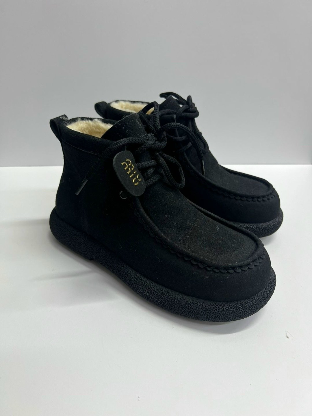 ,детские ботинки,детские угги,детские зимние ботинки,короткие сапоги