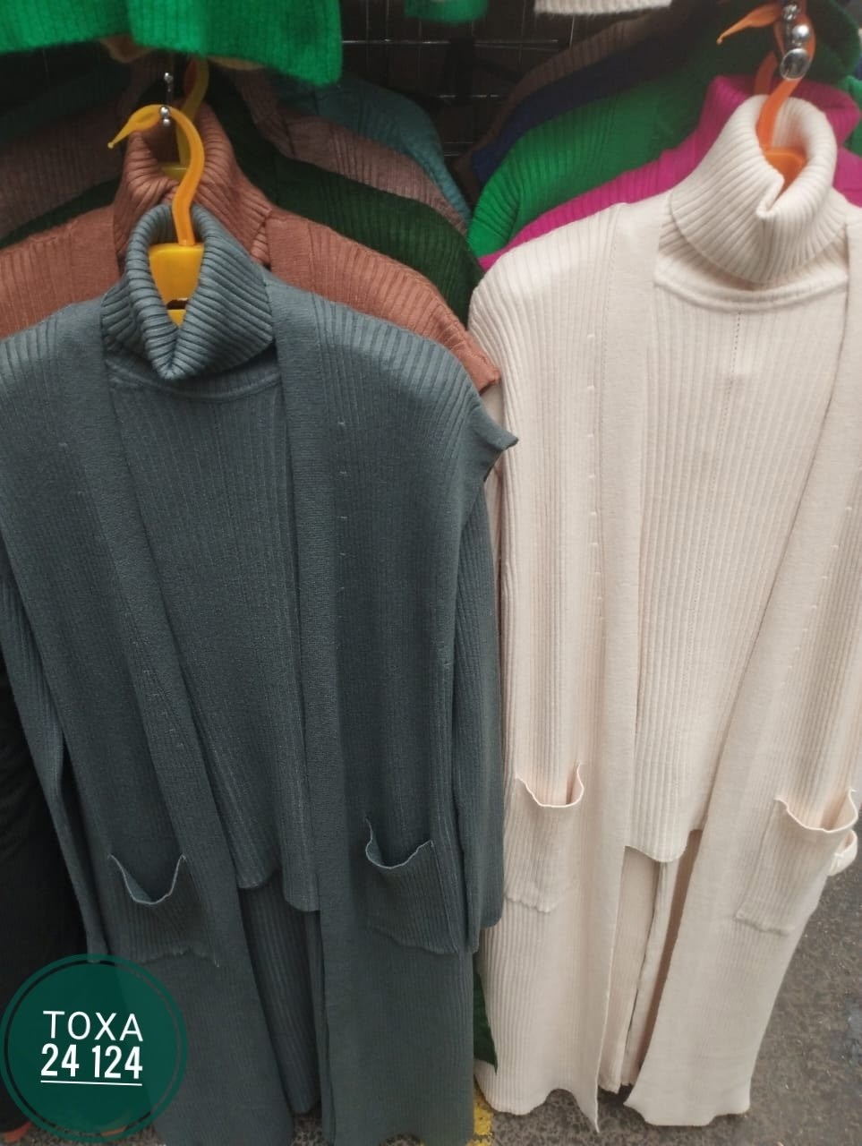 комплект кардиган,шерстяной костюм,костюмы брючные,вязаные костюмы,трикотажные костюмы