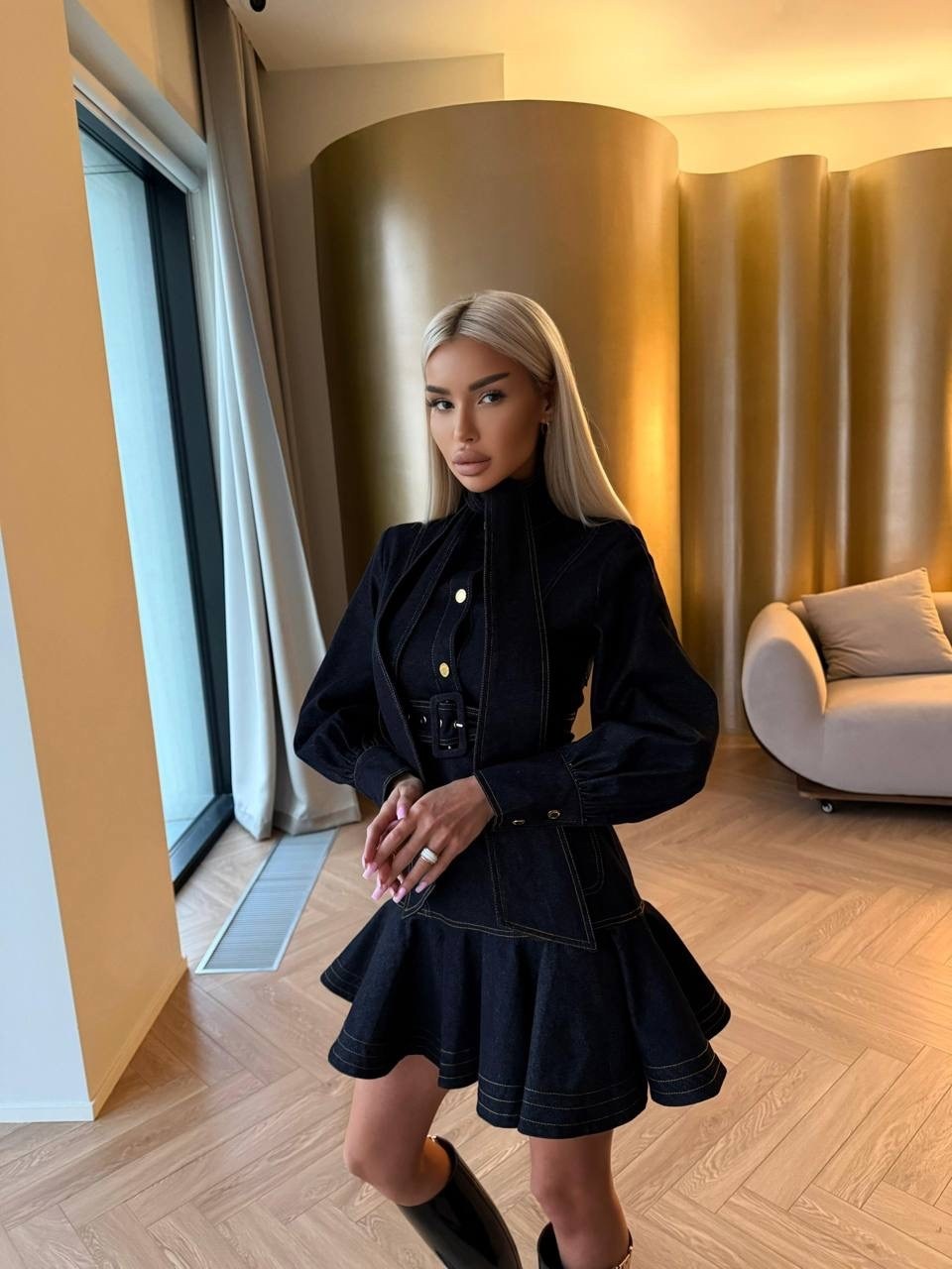 джинсовая платье,джинсовый костюм с юбкой,костюм с юбкой,модная ,джинсовое платье женское