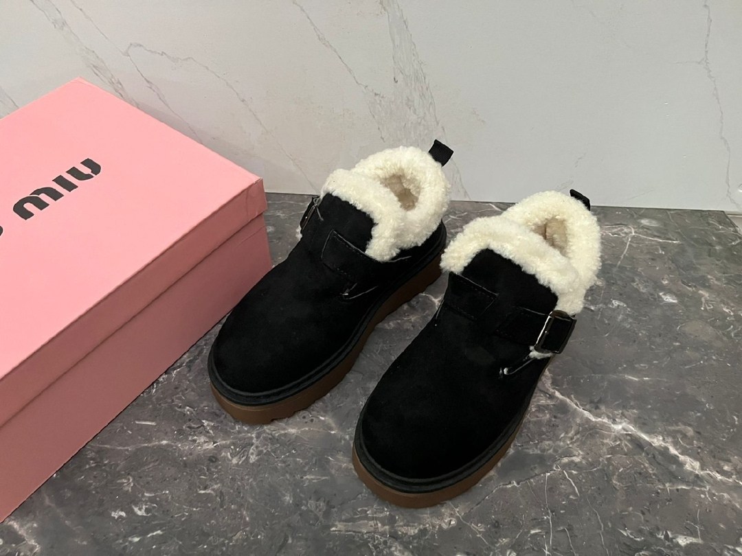 ,женские угги,женская , зимняя,ботинки на меху