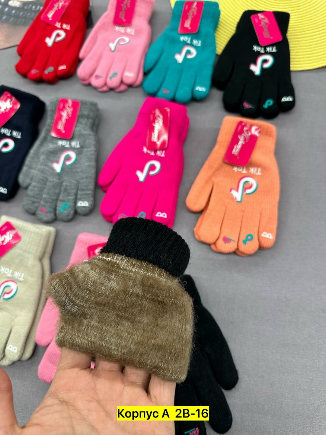перчатки подростковые теплые,перчатки подростковые,детские перчатки,перчатки двойные,перчатки сенсорны