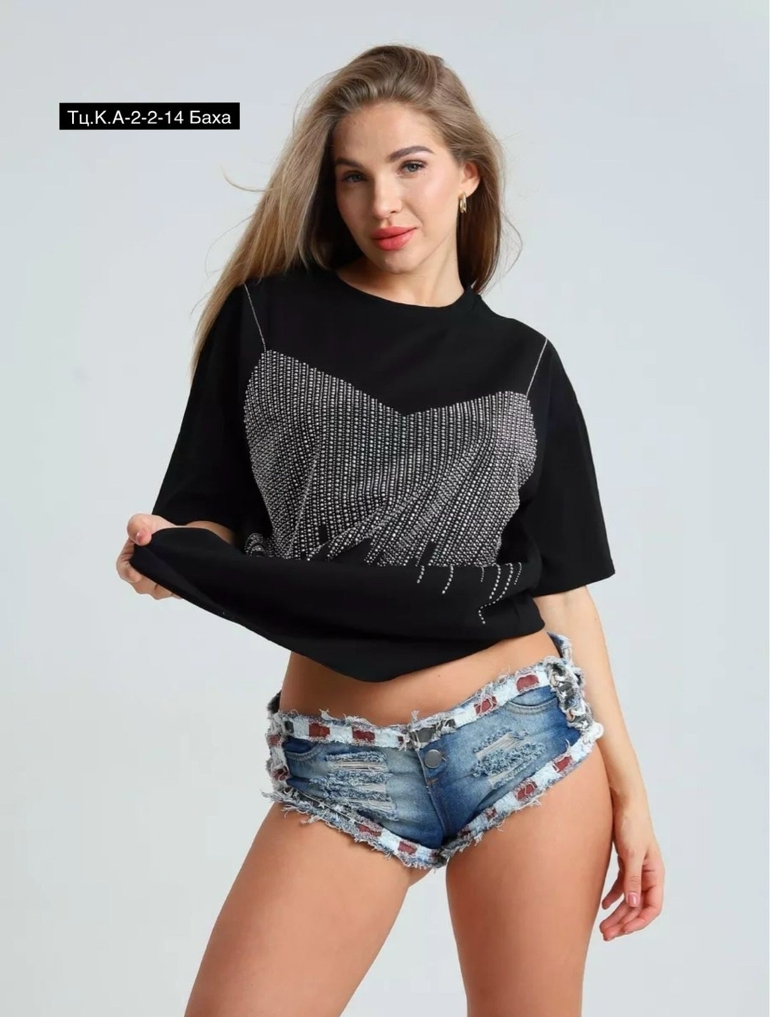 футболка со стразами оверсайз,женская футболка со стразами,футболка женская оверсайз со стразами,футболка со стразами,кофта со стразами