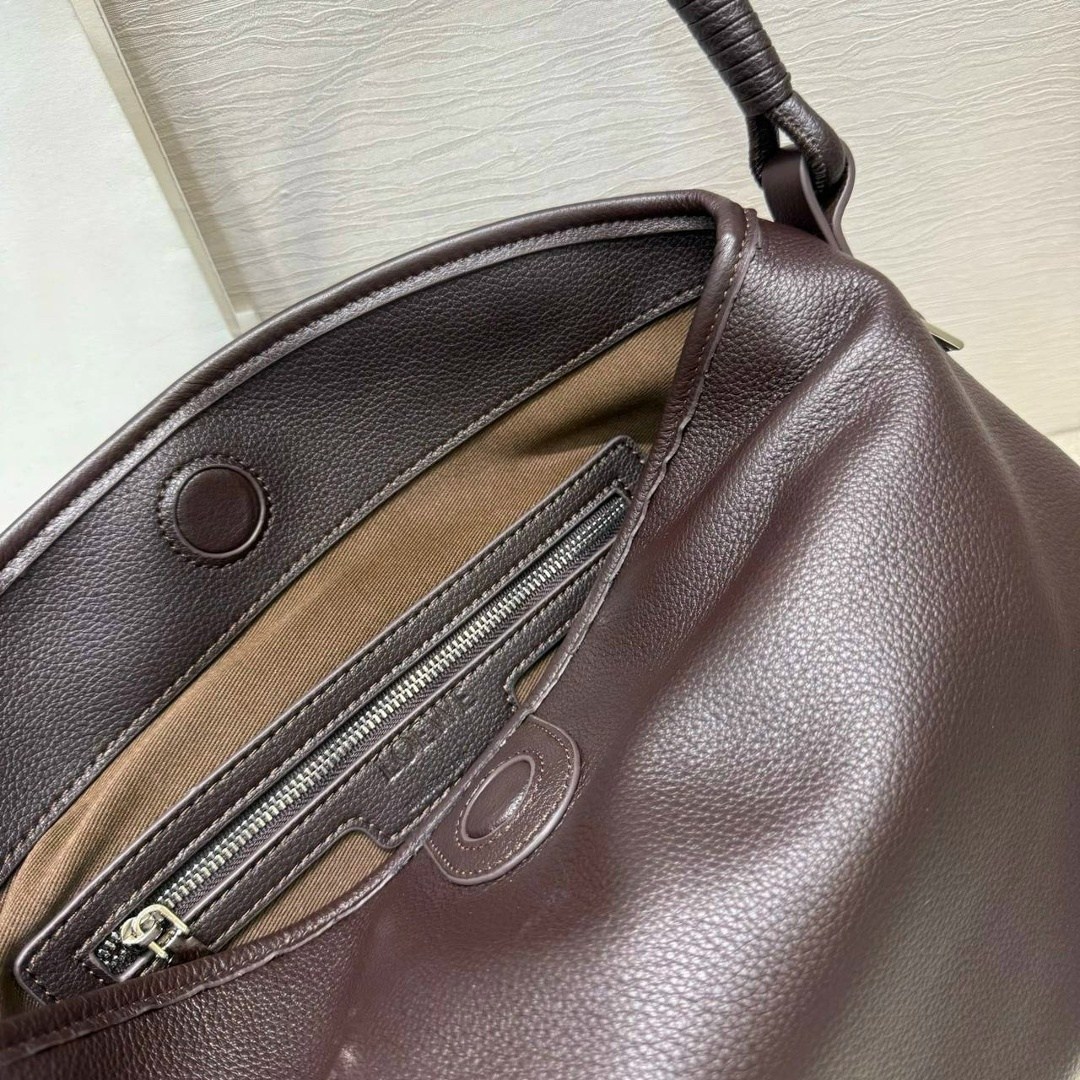 сумка,женская сумка,классическая сумка,модная сумка,кожаная сумка