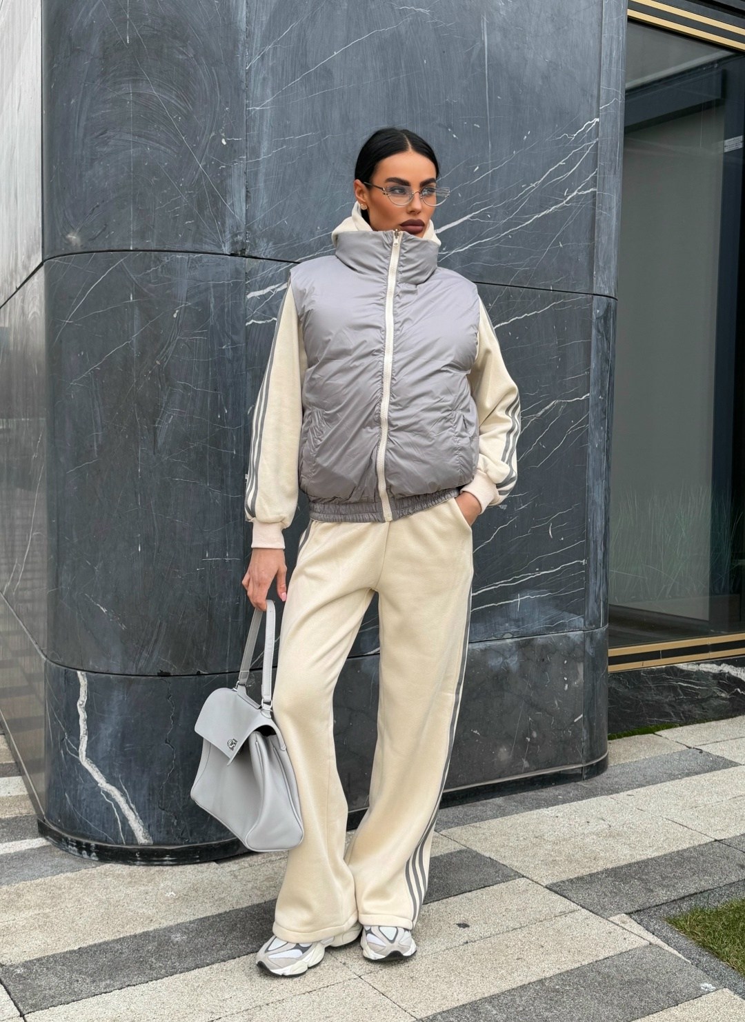 стильные костюмы,бежевый костюм,куртка модная,костюм на флисе