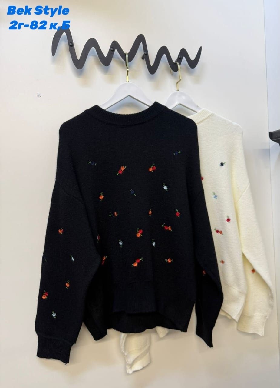 свитер с вышивкой,свитер,свитера женские,свитер для женщин,уютный свитер