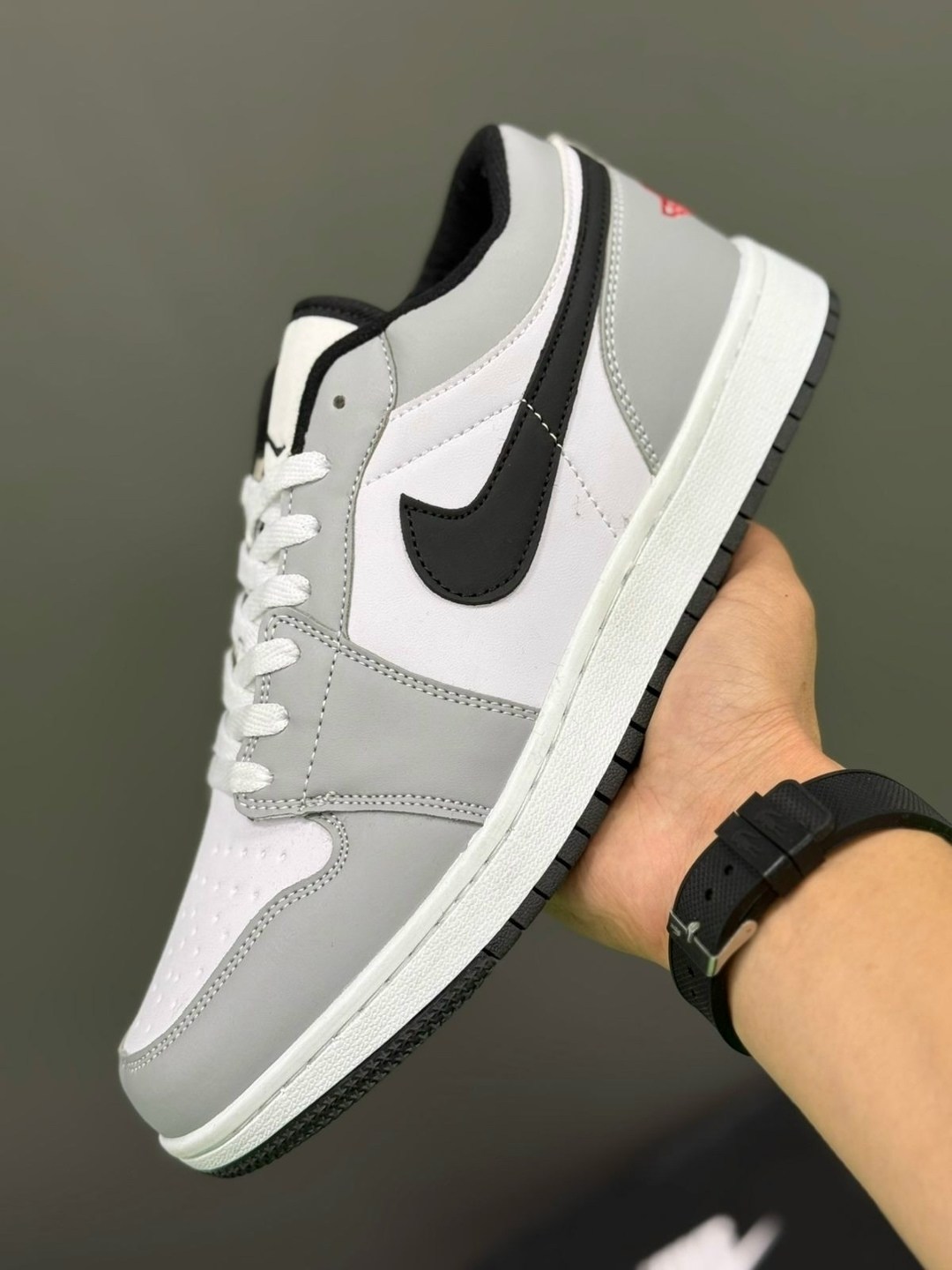 кроссовки nike air jordan 1 low,nike air jordan 1 low light smoke grey,nike air jordan 1 low,кроссовки nike air jordan 1 low light smoke grey,air jordan 1 low