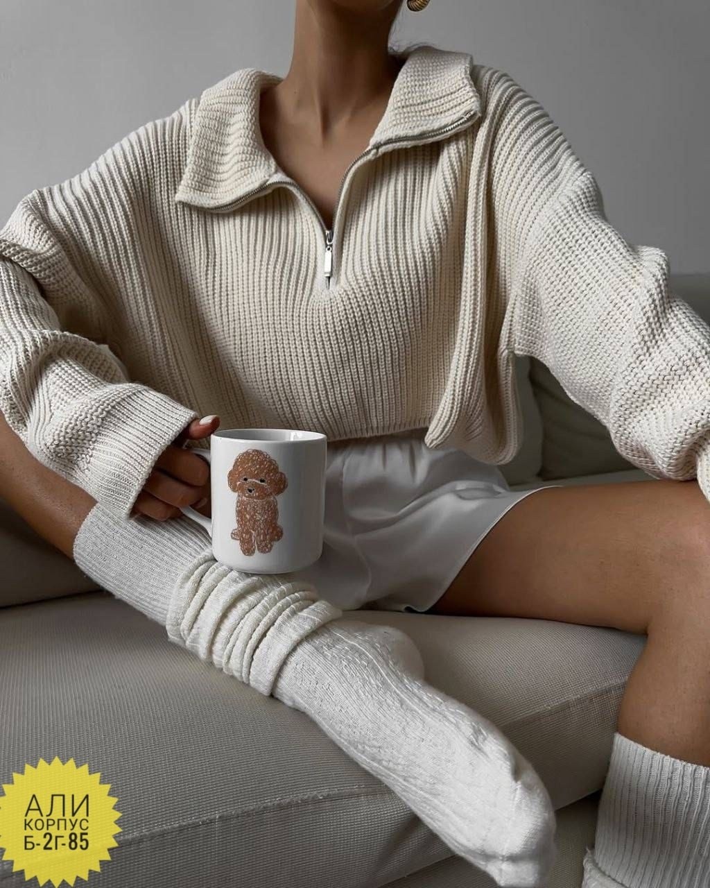 свитер с высоким воротником,свитер с высоким воротом,модный свитер,вязаные вещи,женская кофта