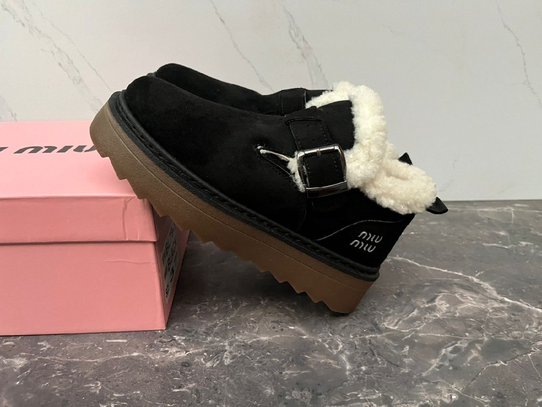 ,женские угги,женская , зимняя,ботинки на меху