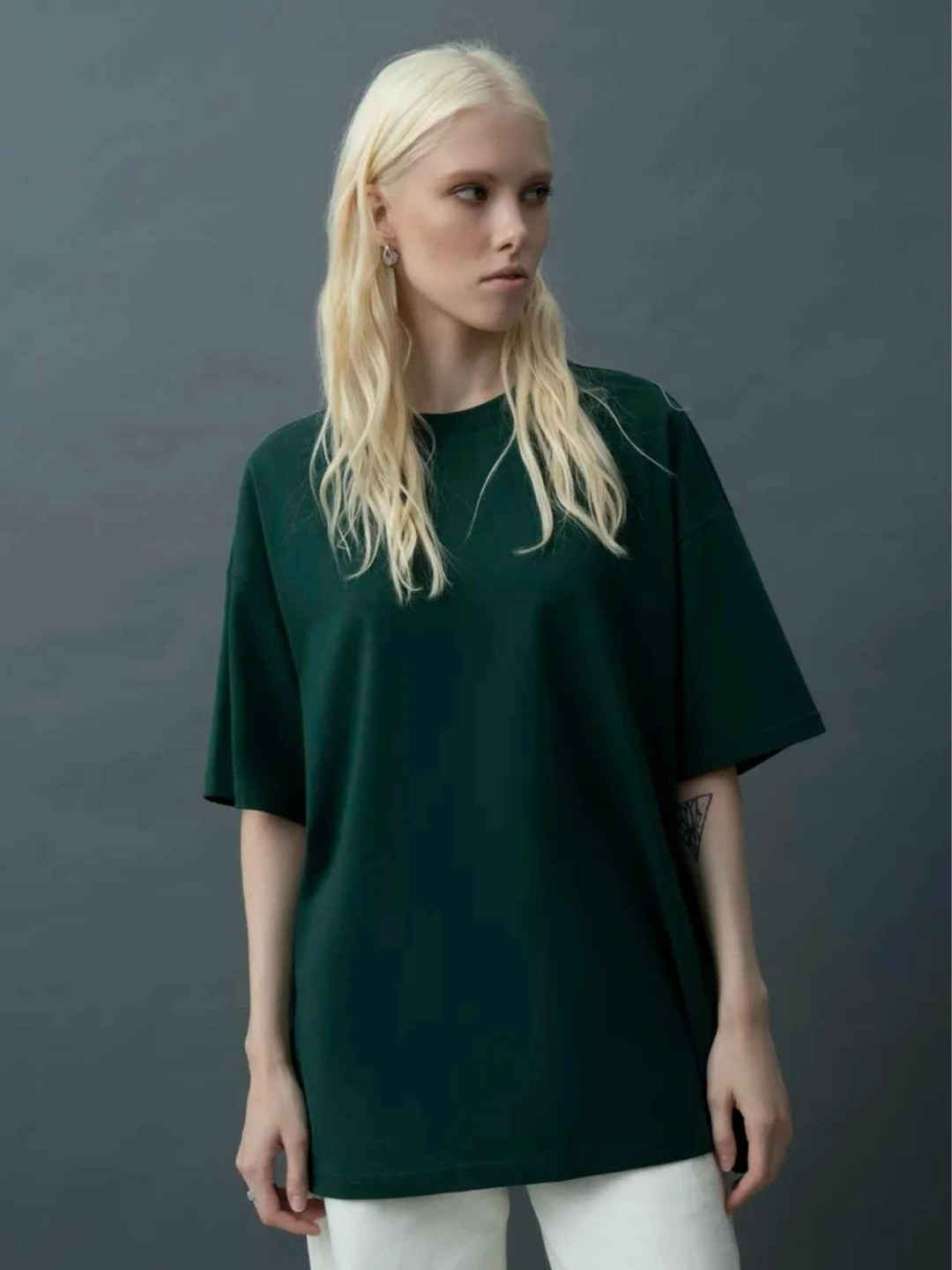 футболка оверсайз серая,футболка оверсайз черная,женская футболка оверсайз базовая,футболка женская оверсайз,футболка оверсайз